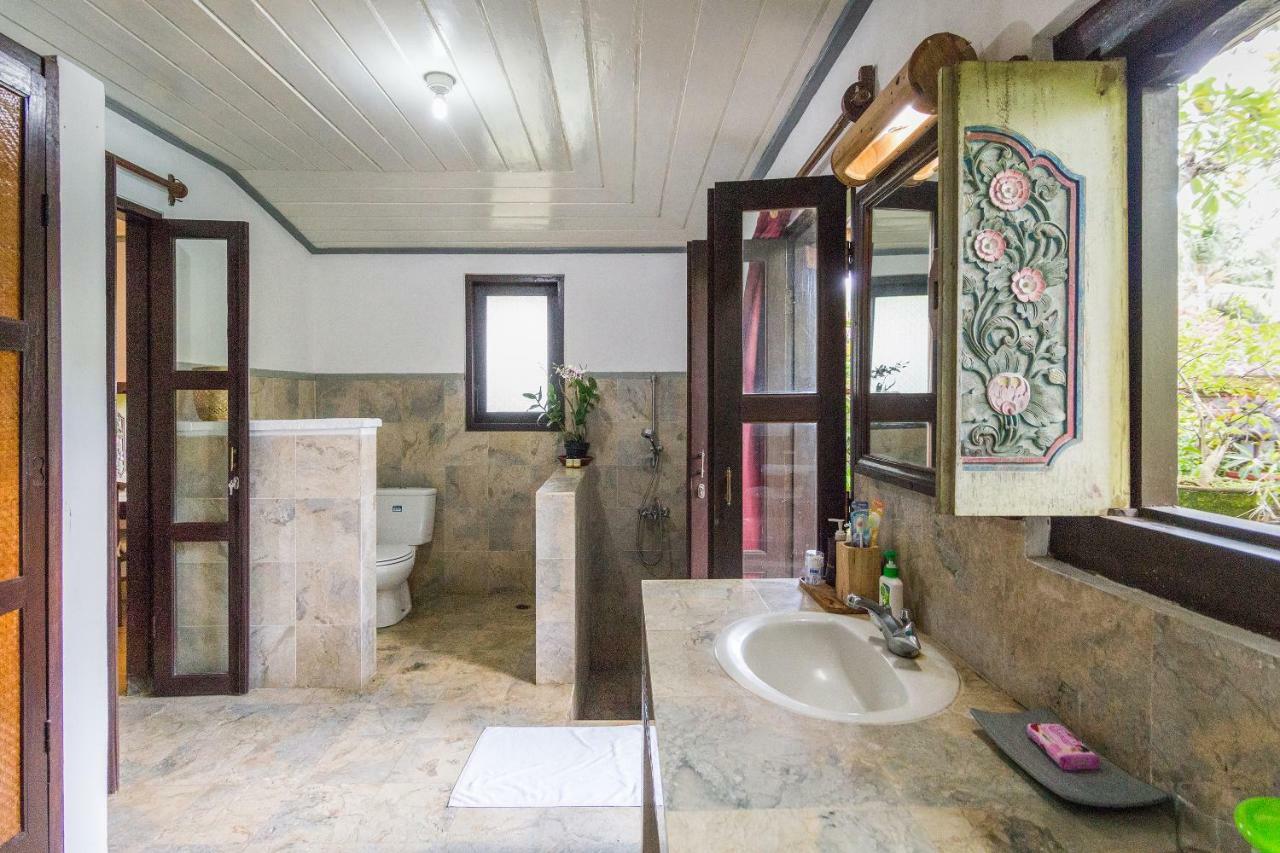 Puri Angsa Saba Apartment Keramas Luaran gambar
